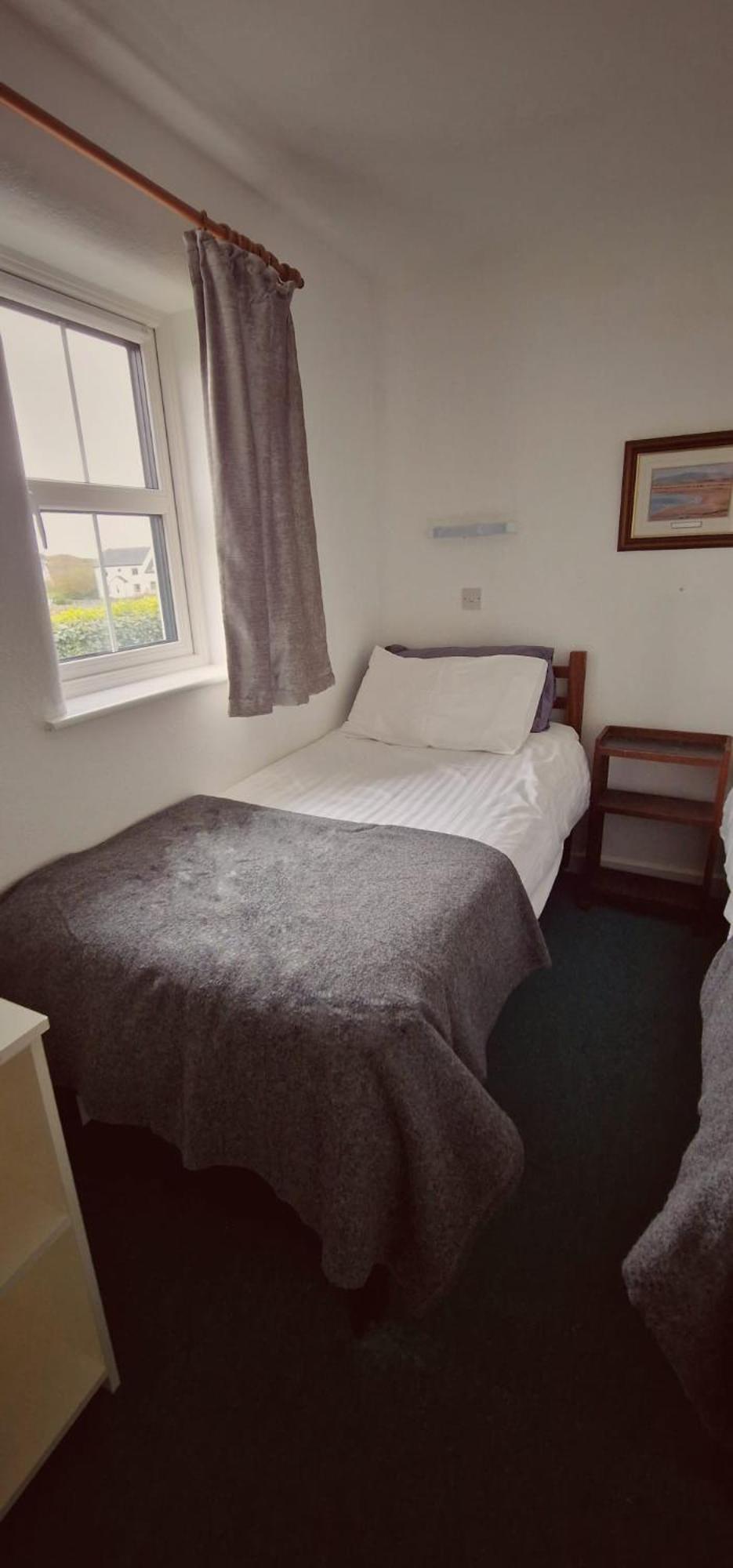 Oak Tree - 3 Bedroom * Louisburgh